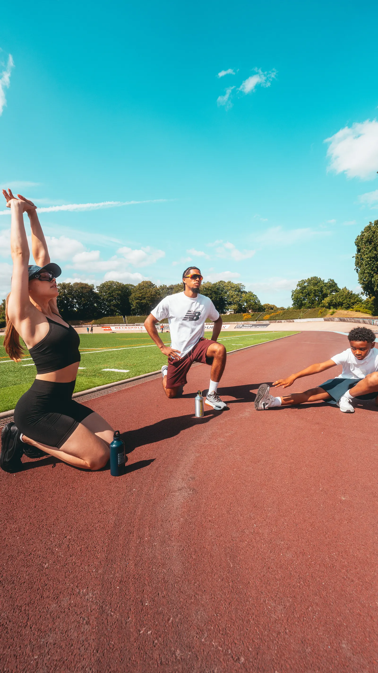 Échauffement sur la piste d’athlétisme, shooting sport McArthurGlen